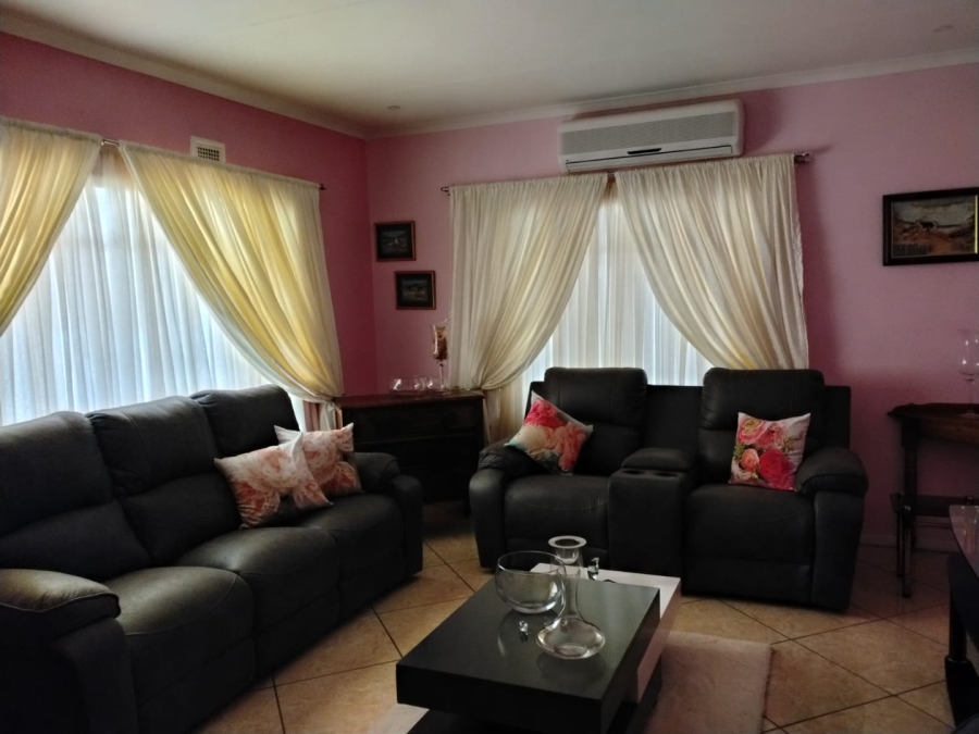 3 Bedroom Property for Sale in Odendaalsrus Free State
